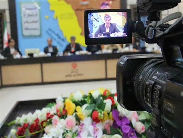 نشست خبری استاندار بوشهر با اصحاب رسانه به مناسبت روز خبرنگار