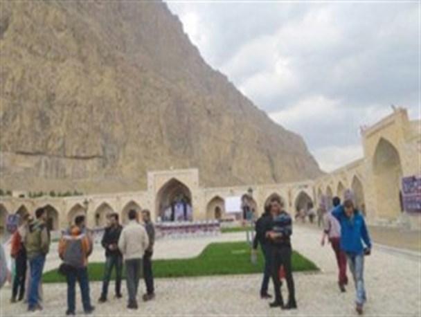 هتل کاروانسرای بیستون تا انتهای مرداد افتتاح می شود/ صدور 67 موافقتنامه اصولی جهت ساخت تاسیسات گردشگری
