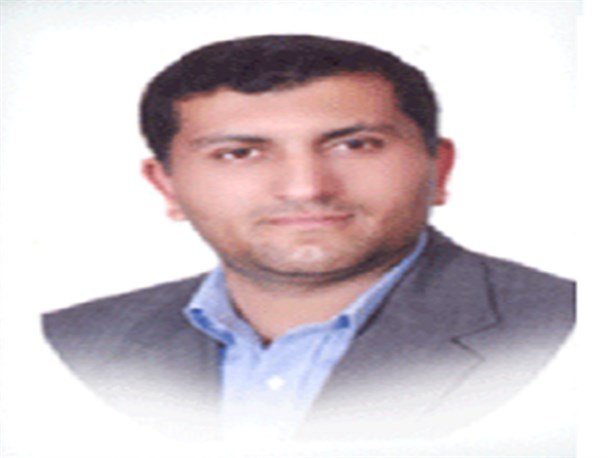 خبرنگاران طلایه داران جبهه آگاهی و چشم بینا و زبان گویای مردم هستند