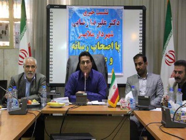 برخی صاحبان ثروت در ملایر برخلاف مصالح شهر عمل می‌کنند/افتتاح تقاطع غیر هم‌سطح در مهرماه