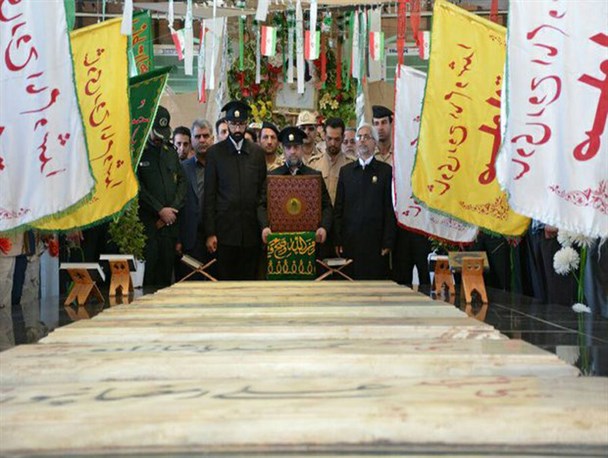 اهتزاز پرچم سبز رضوی بر بلندای اورامانات