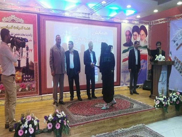 در عرصه نشریه مکتوب، تصویر، صدا و نشریه الکترونیک کار کرده‌ام/ در عرض ۲۰ سال، از چسب زدن حروف کنار هم به انتشار آنی اخبار در لحظه رسیده‌ایم