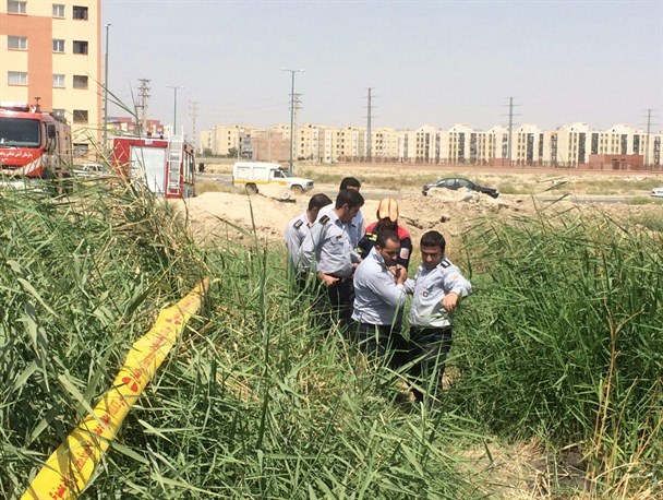 کشف جسد یک مرد در یکی از چاه های اسلامشهر+تصاویر