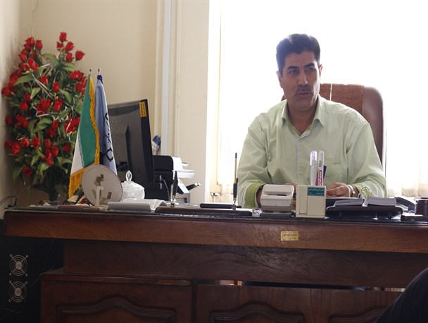 میدان ولی امر را نگین عجب شیر میکنیم