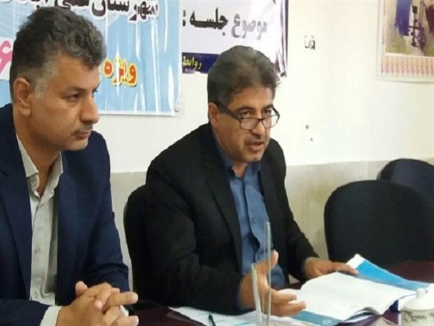 گسترش ارتباط مدارس شهرستان با محلات/دانش آموزان بی بضاعت بدون محدودیت در مدارس ثبت نام شوند