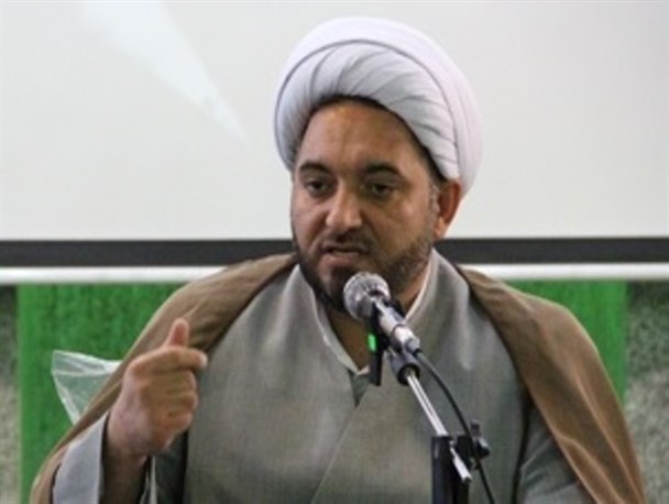 خبرنگاری خدمتی خالصانه در جهت گسترش دین است / آثار خبرنگاران به جامعه جهت می‌بخشد