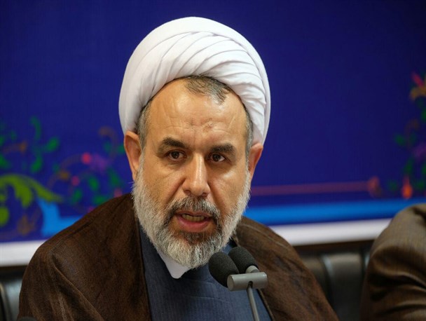 جلد دوم کتاب «دانشنامه روزنامه‌نگاران » رونمایی شد/ فعالیت 350 خبرنگار در استان اصفهان