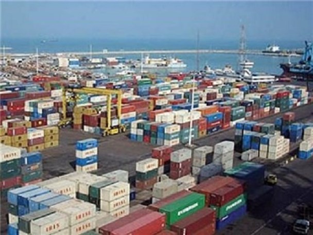 دستور رهبری برای ورود سران قوا به موضوع حقوق ورودی کالاهای وارداتی