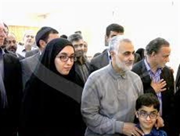 فیلم/ درد و دل دختر شهیدی که اشک حاج قاسم را در آورد