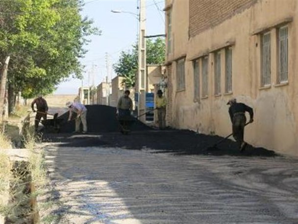 آسفالت ریزی 120 هزار مترمربع از خیابان ها و معابر شهر نیر