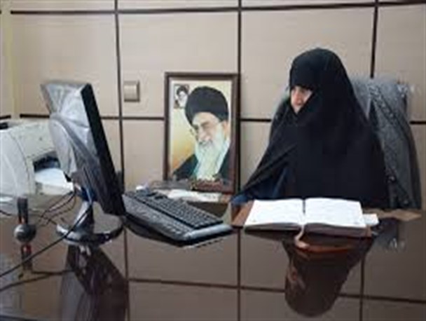 مدیریت ارتباط با نامحرم/تبرج و خودنمایی در رفتار و گفتار جایز نیست