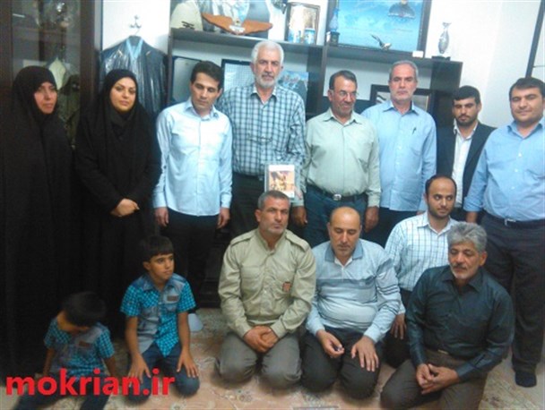 دیدار جمعی از خانواده های شهدای شاخص کشور با خانواده شهیدان خالد حیدری و جعفر دیودل + تصاویر