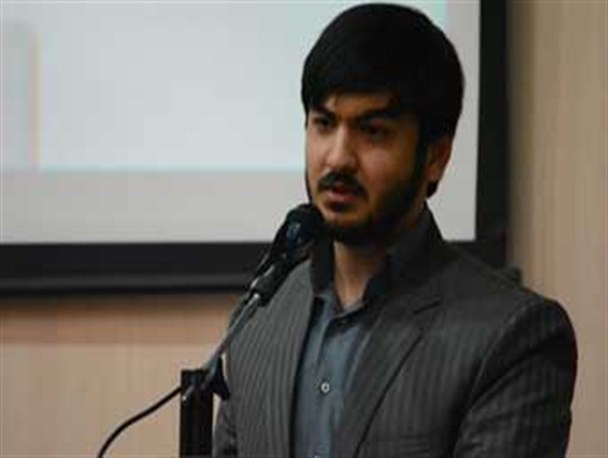 اصولگرایان جنگ زرگری اصلاح طلبان با روحانی را جدی نگیرند/ وحدت اصولگرایان تبدیل به کابوسی برای اصلاح طلبان شده است