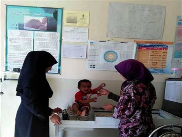 بهورزان؛ بنیان گذار و سنگردار نظام سلامت جامعه/ حجم کاری بهورزان بالا رفته اما حقوق ها همچنان پایین است