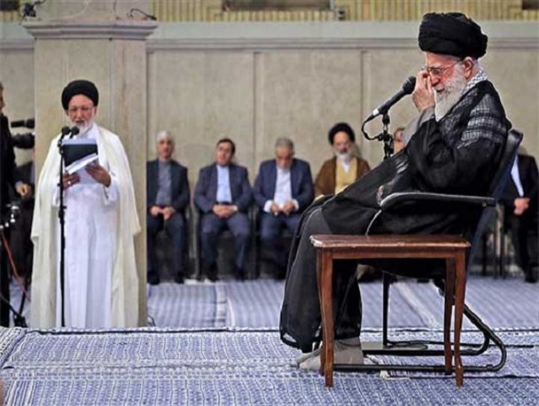 خط و نشان فرزند شهید مدافع حرم برای آل سعود به خاطر اشک رهبر انقلاب+عکس
