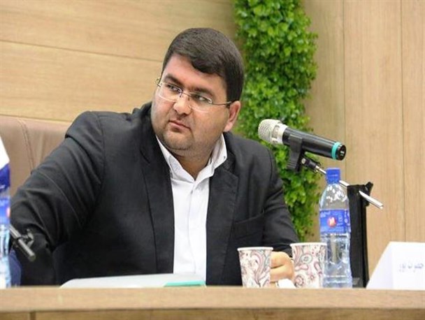 FATF اشراف دشمن به سیستم مالی و اقتصادی کشور را فراهم می کند/ تحریم سپاه توسط بانک های داخلی به هیچ وجه قابل قبول نیست