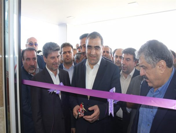 وزیر بهداشت اورژانس بیمارستان شهید بهشتی چالدران را افتتاح کرد
