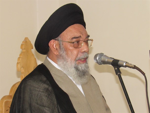 بعضی دور دین می گردند تا عیششان به راه باشد/ ضرورت دستگیری از افراد بی بضاعت