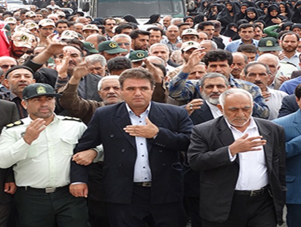 تشییع یکی از جانباختگان فاجعه منا در الشتر+تصاویر