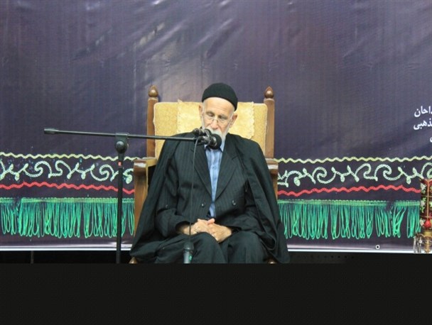 استان گیلان و به خصوص شهرستان رشت مداحان بزرگ و خوبی دارد/ خود را خرج امام حسین(ع) کنید نه امام حسین(ع) را خرج خود!