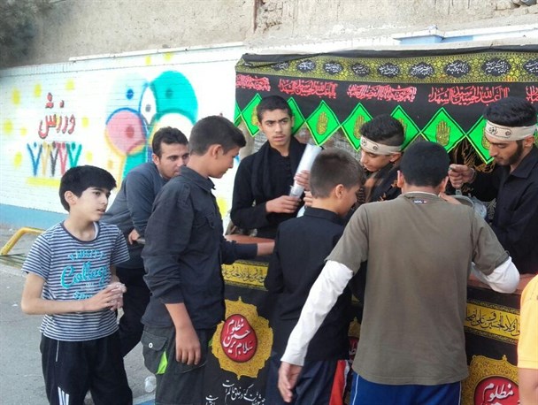 مدرسه ای که صبح مکتب علم است و شب مکتب عشق
