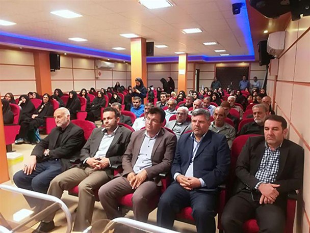 همایش سالمند وامنیت اجتماعی در سپیدان برگزار شد