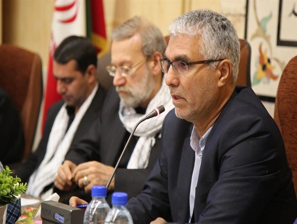 سالهاست مسئولان با شعار از کنار شهرمان گذشته‌اند و در عمل ما بهره‌ای نبرده‌ایم