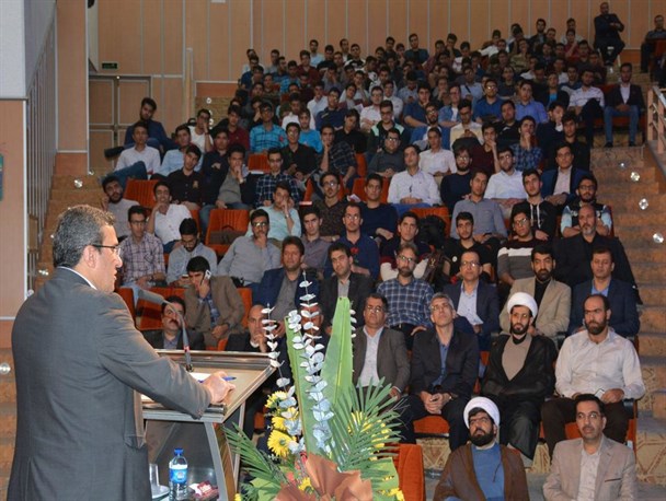 مراسم آغاز سال تحصیلی در دانشگاه علوم پزشکی کردستان+ تصاویر