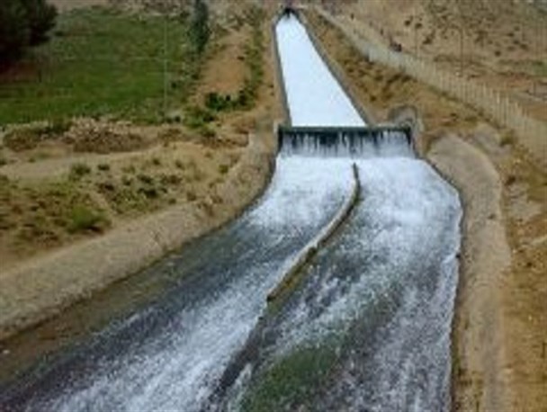 نشست ارائه نتایج حق آبه های کشاورزی استان برگزار شد