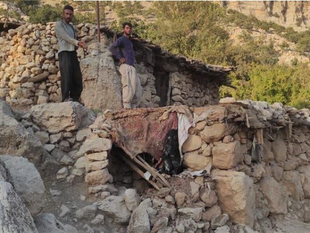 ۴۱۶ واحد مسکونی روستایی اندیکا نیاز به بازسازی کامل دارند/ حضور گروه‌های جهادی در مناطق زلزله‌زده