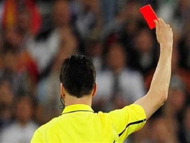 آیا کاهش داوران زنجانی در لیگ برتر به دلیل بلاتکلیفی ریاست هیات فوتبال است؟