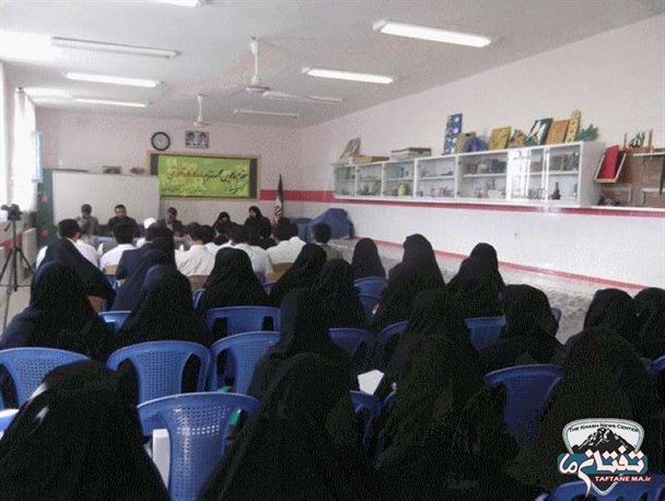 یک مربی خوب باید معرفت دینی و بصیرت سیاسی داشته باشد