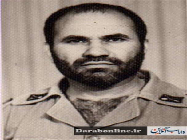 برای مردی که می خواند: کربلا کربلا ما داریم می آئیم...