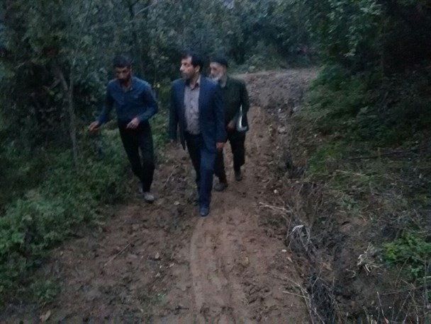 بازدید بخشدار رحیم آباد از روستای "لرودبن" +تصاویر