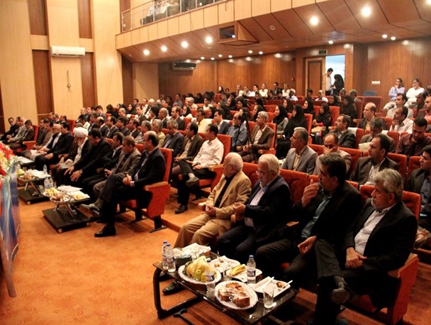 آیین تجلیل از صادرکنندگان نمونه استان هرمزگان