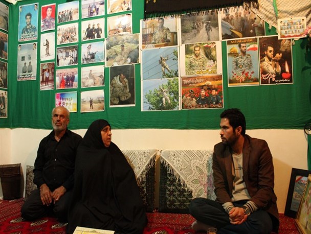 گزارش تصویری/گفتگوی ویژه رادکانا با مادر کربلایی قاسم غریب سومین شهید مدافع حرم گلستان