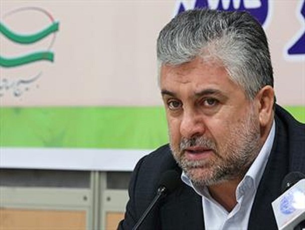 عده ای با هدف نفوذ در دانشگاه ها نیروهای ارزشی را از صحنه های علمی کشور حذف می کنند