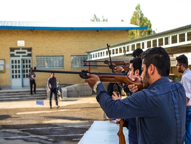 مسابقه تیراندازی در دانشگاه آزاد دشتستان+ تصاویر
