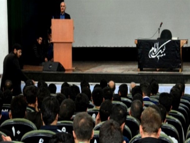 کل تحریم ها رفع شود تنها 5 درصد بر اقتصاد ما تاثیر دارد/ دشمن سال 90 با جنگ ارزی ارزش پولمان را پایین آورد / می خواهند با FATF میزان گردش مالی ایران را به دست آورند