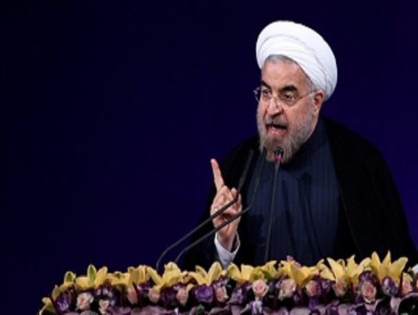 وقتی رفتار دوگانه روحانی صدای لاریجانی را هم در می آورد
