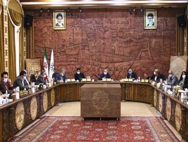 ضرورت انتقال خط لوله آب به شهرک خاوران/ کارگران برای رد شدن از آرامستان تبریز کراهت دارند!