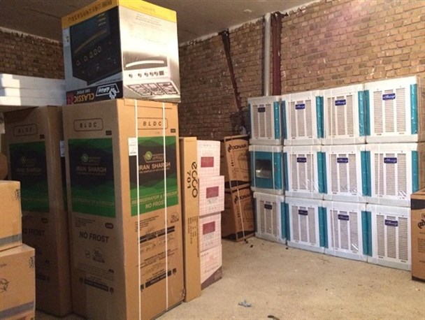 انبار احتکار لوازم خانگی در خرم آباد کشف شد