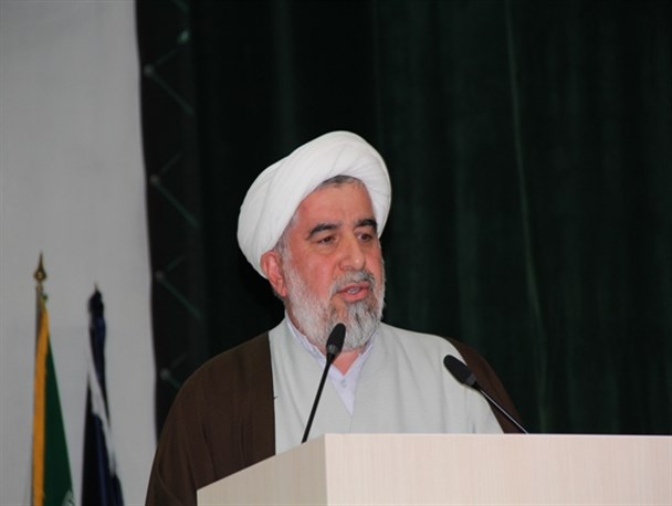 با داد و بی داد و حتی صلوات همدیگر را تخریب نکنید