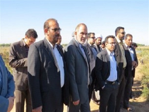 معاون وزیر تعاون ،کار و رفاه اجتماعی از تعاونی های شهرستان حمیدیه بازدید کرد+تصاویر