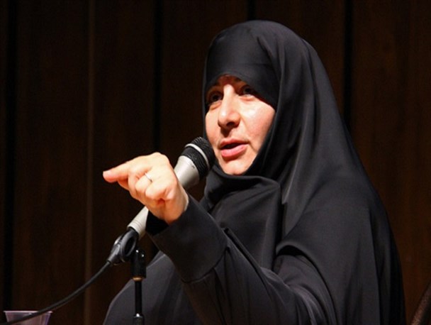 در فضای دانشگاهی باید بی تعارف مقابل زشتی ها ایستاد