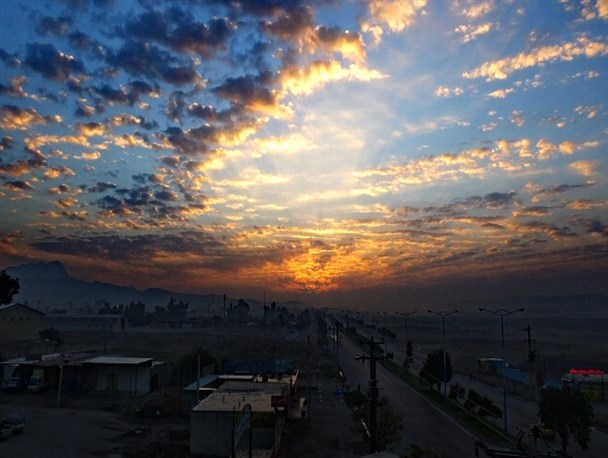 طلوع پاییزی بام نفتی ایران