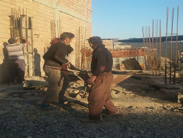 اهدا زمین جهت ساخت ساختمان اداری فرهنگی توسط عضو شورای روستای قلعه توماچلر