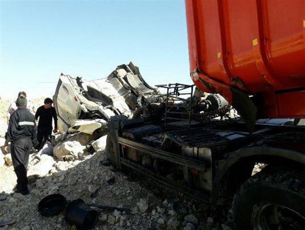 تصادف در آزادراه خرم زال 4نفر مصدوم بر جای گذاشت