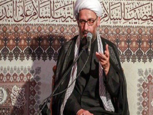 نمایشگاه پوستر با موضوع 9 دی در زنجان برگزار می‌شود