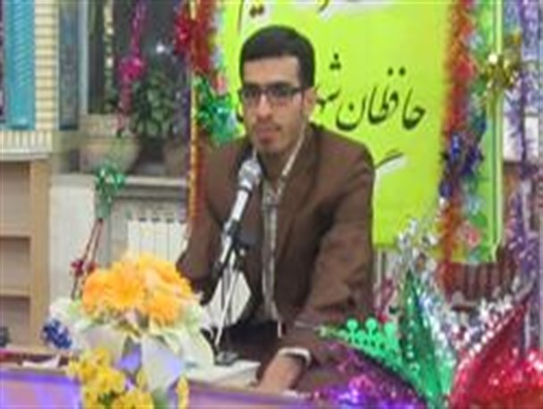 گفتگویی خواندنی با حافظ کل قرآن کریم
